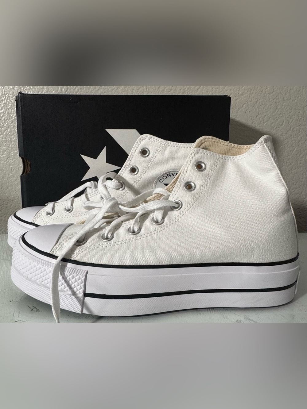 Converse High Top Platform White Shoes Size 8